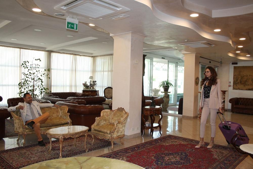 Hotel Gaston Rimini Luaran gambar